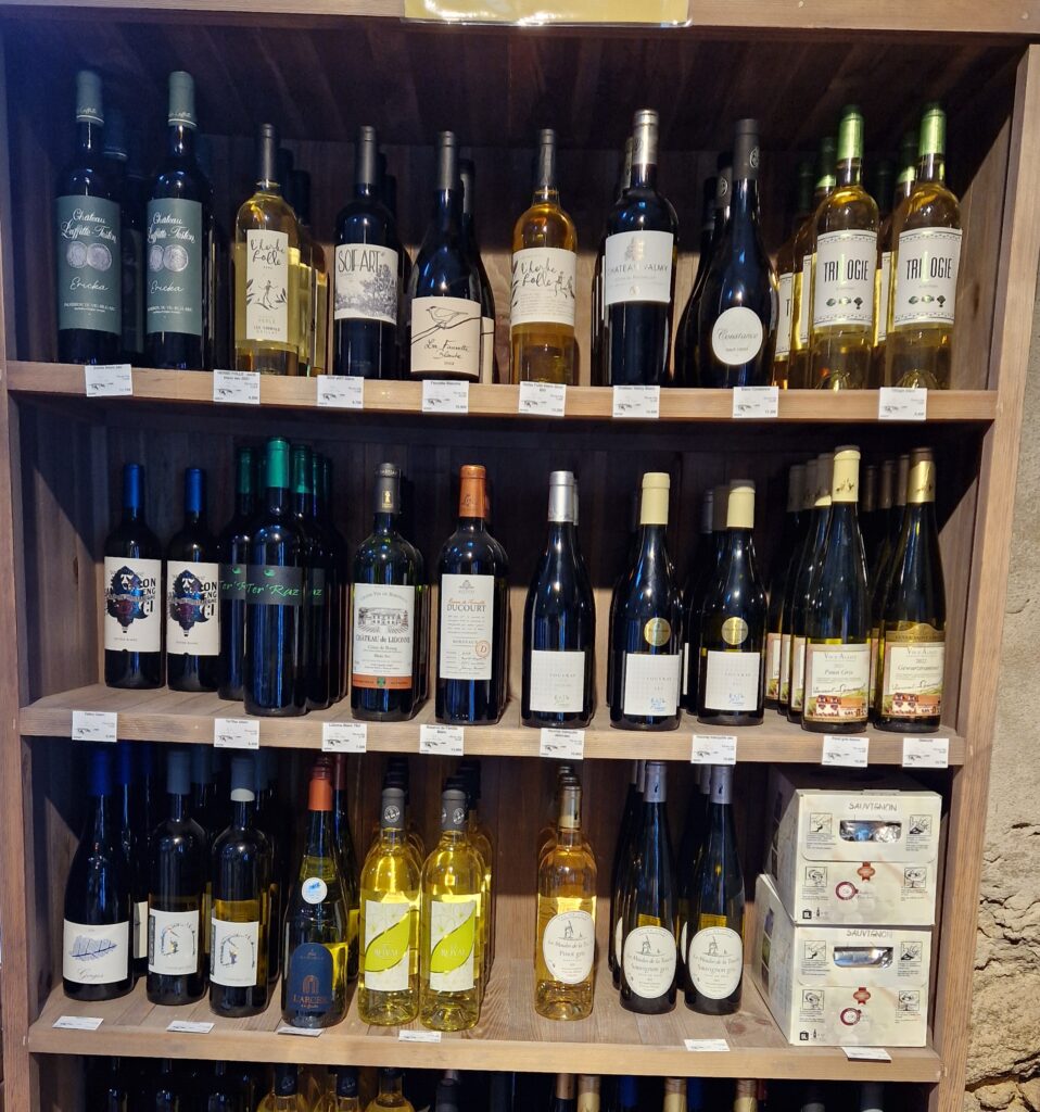 vente de vins de différents terroirs de France dans notre magasin de ferme à Guérande