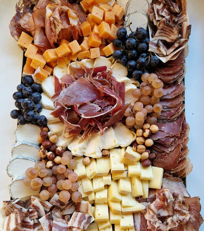 Plateaux de fromages ou fromage et charcuterie